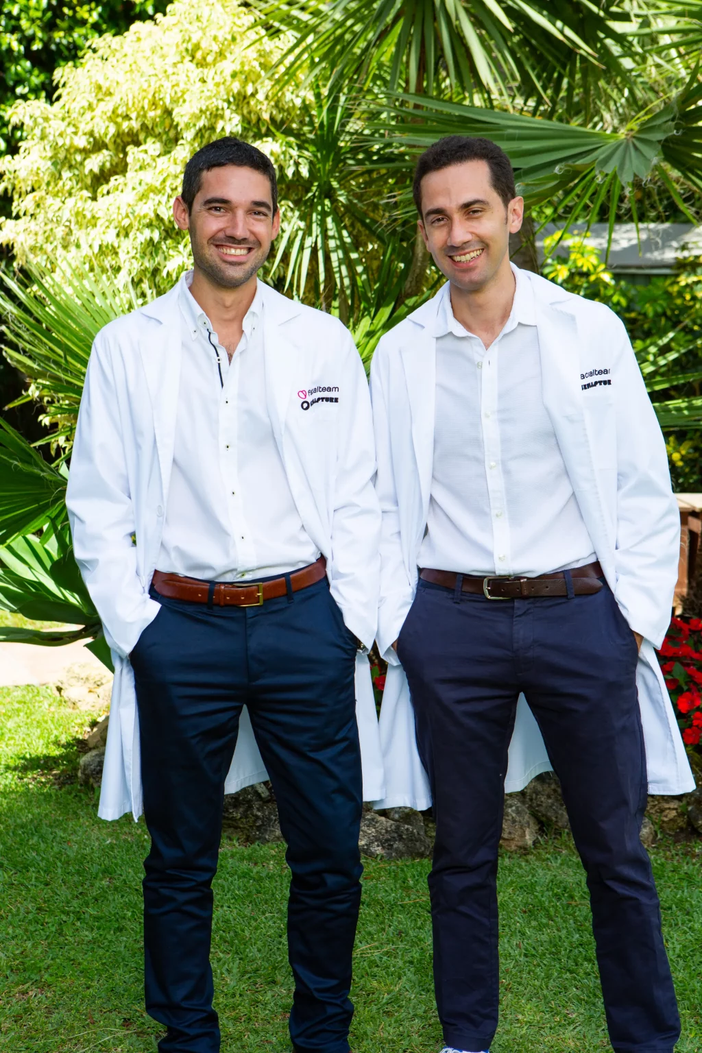 Die Fachleute Dr. Fermín Capitán und Dr. Miguel Perceval von Facialteam Research & Education.